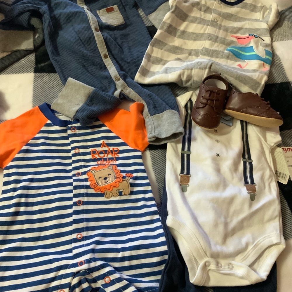 0-3 months four one-piece clothing for your baby boy.